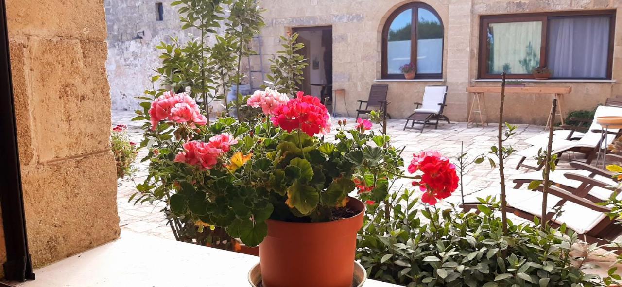 Antica Masseria Ficazzana - Tenuta Марина-ди-Песколузе Экстерьер фото